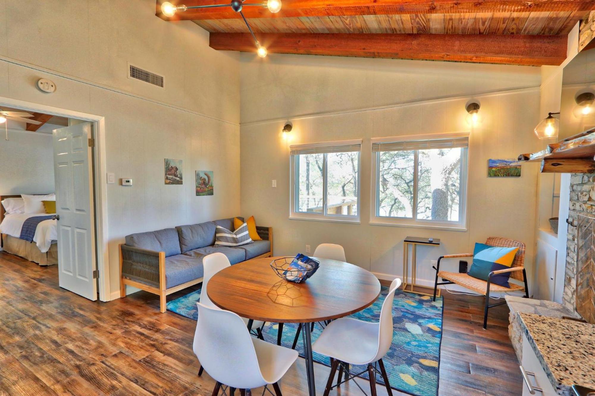 Millie'S Cottages Unit 2 - Annie Canyon Lake Exterior photo